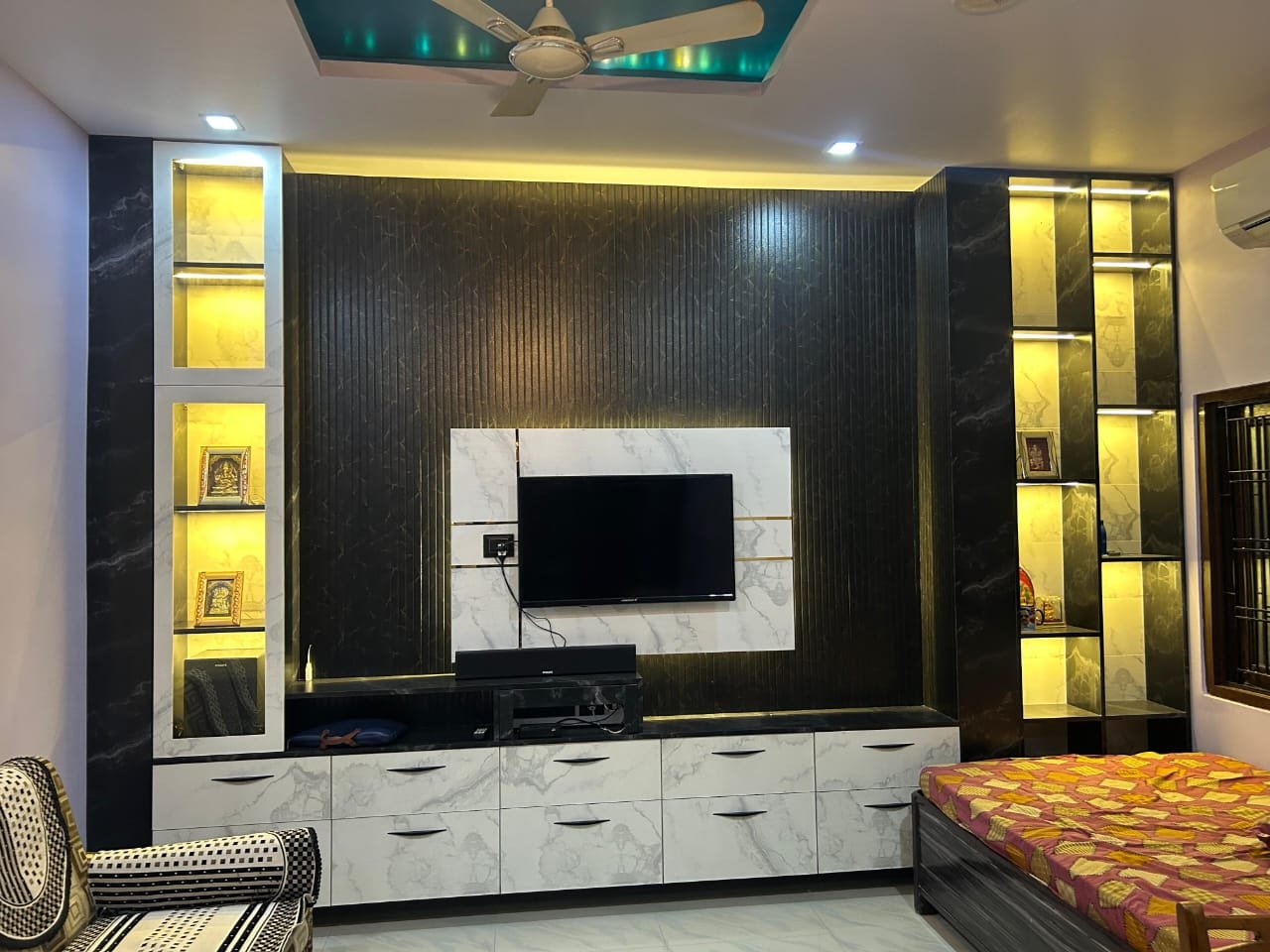 Modern Hall Partition