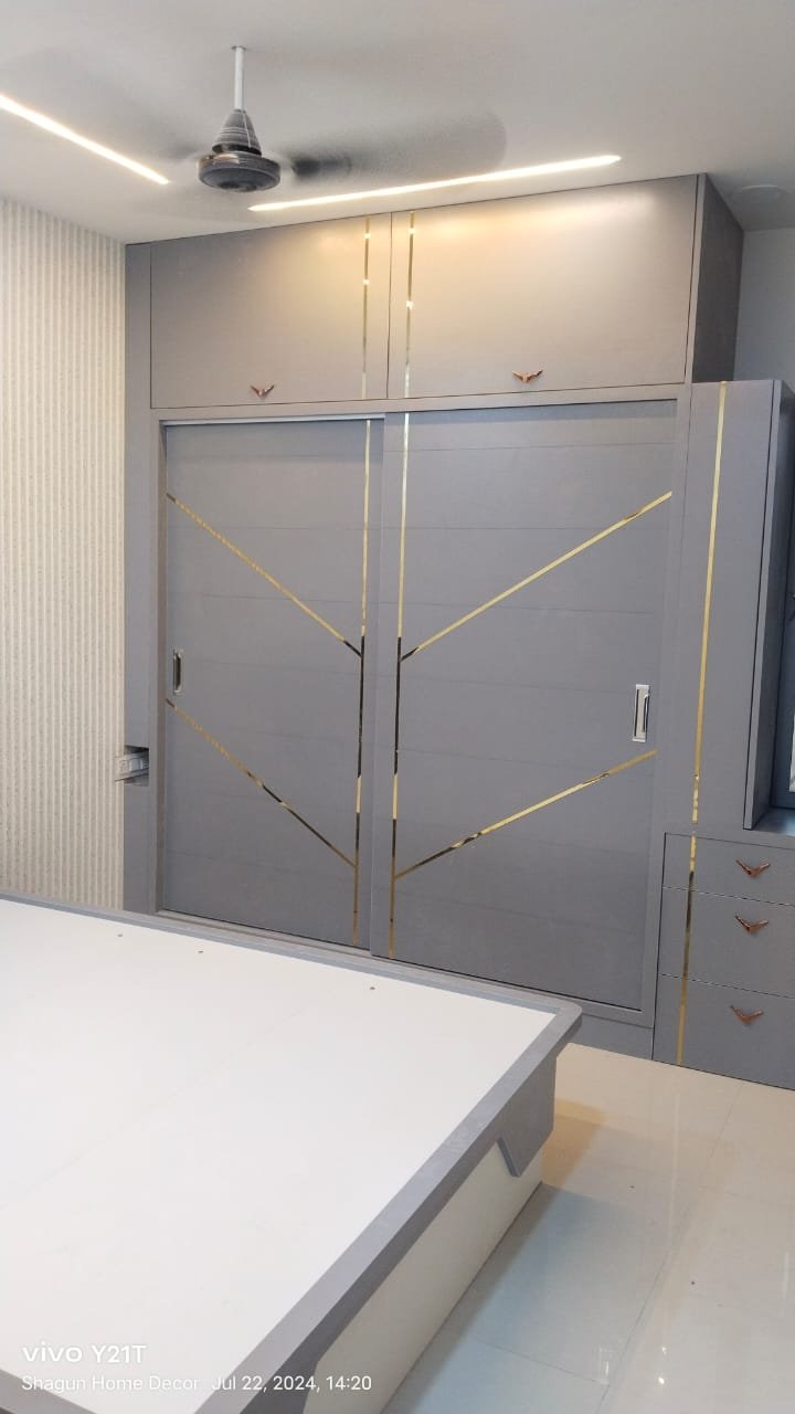 Contemporary TV Unit